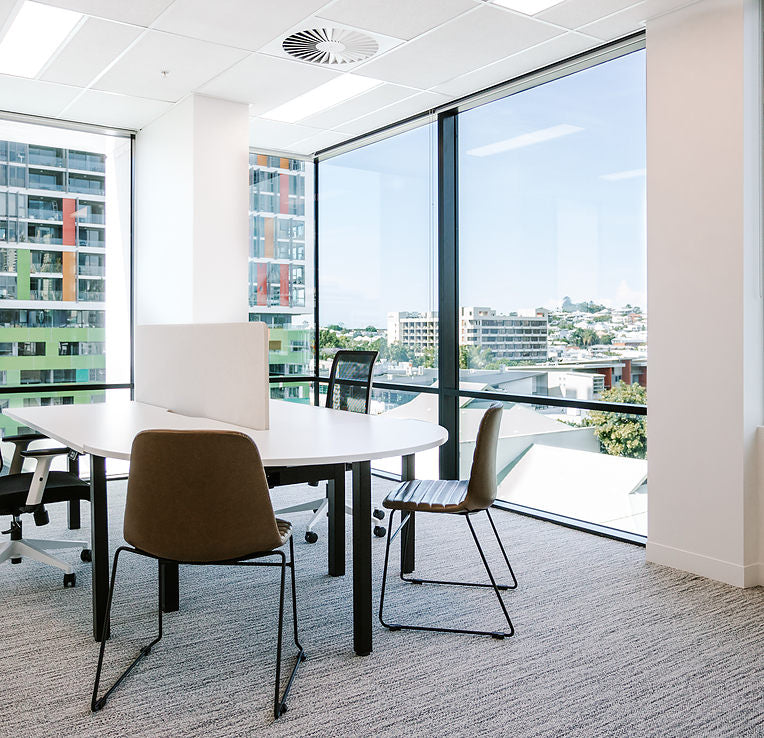Lifestyle: LAYLA Sled boardroom setting