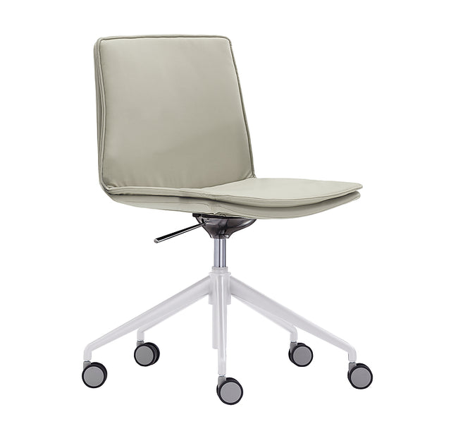 Real 5 Star Plus, White base, Light Bone Swirl seat, front angle