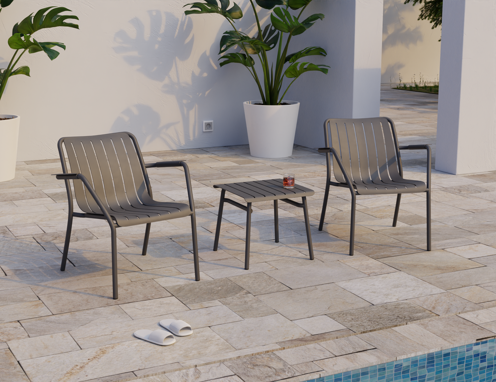Lifestyle: Roku Outdoor Lounge Chair with side table