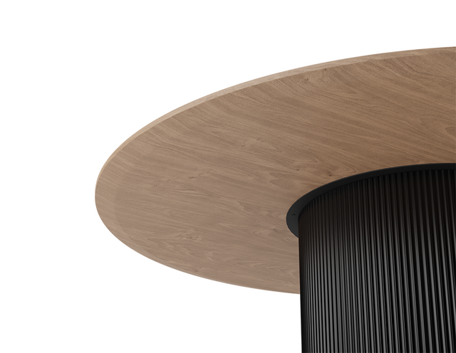 Trote Dining Table