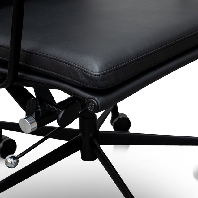 Soft Pad Executive Chair (High Back)
