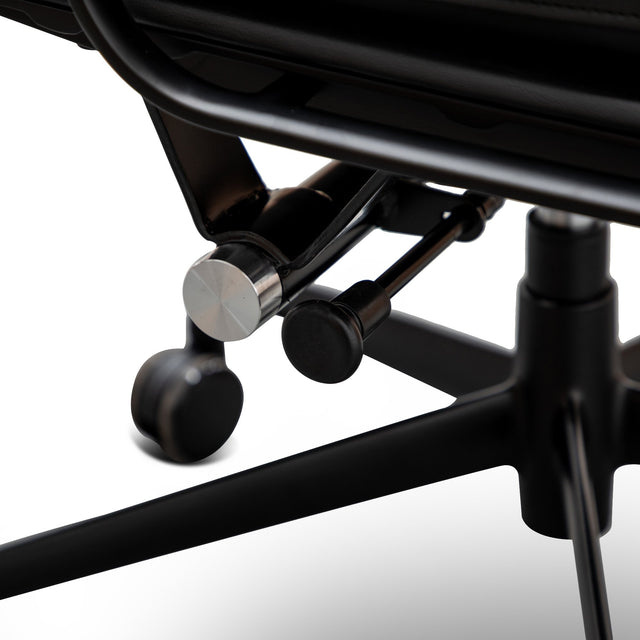 Soft Pad Executive Chair (High Back)